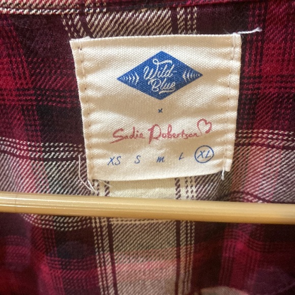 Wild Blue Sadie Robertson XL Maroon Plaid Open Flannel Blouse - Picture 3 of 6